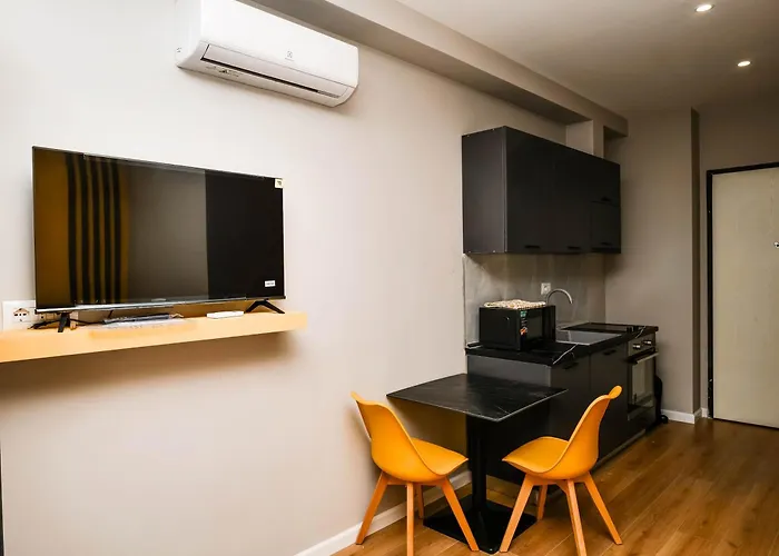 Bulevardi Blu 2 * Kamez