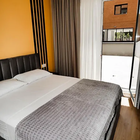 Apartment Bulevardi Blu 2 Kamez